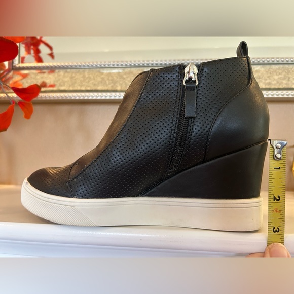 Mia Wedge Black Shoes Size 7.5 - Picture 5 of 6